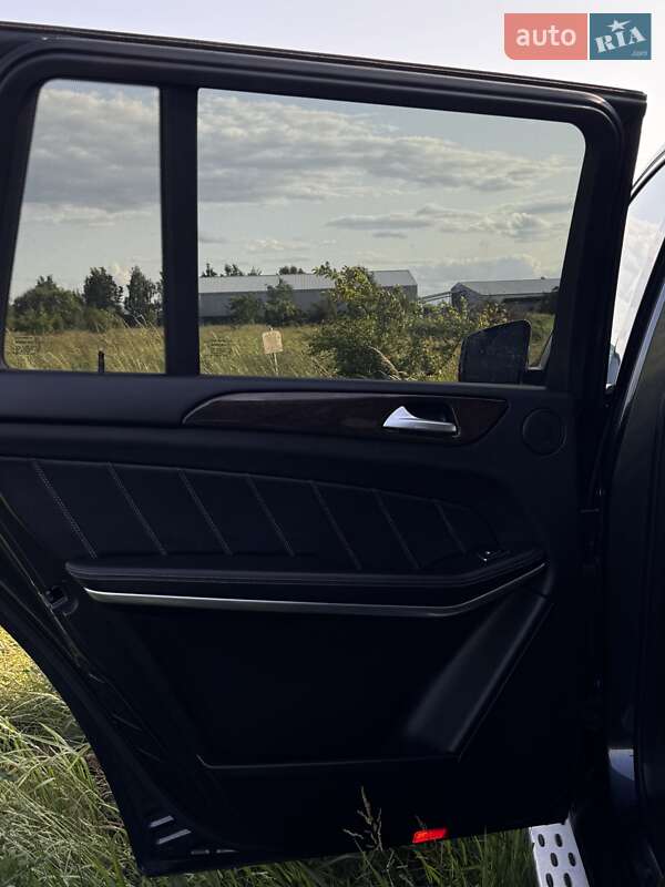 Внедорожник / Кроссовер Mercedes-Benz GL-Class 2013 в Ивано-Франковске фото 13 Внедорожник / Кроссовер Mercedes-Benz GL-Class 2013 в Ивано-Франковске