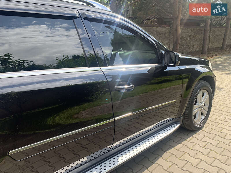 Внедорожник / Кроссовер Mercedes-Benz GL-Class 2008 в Луцке фото 26 Внедорожник / Кроссовер Mercedes-Benz GL-Class 2008 в Луцке