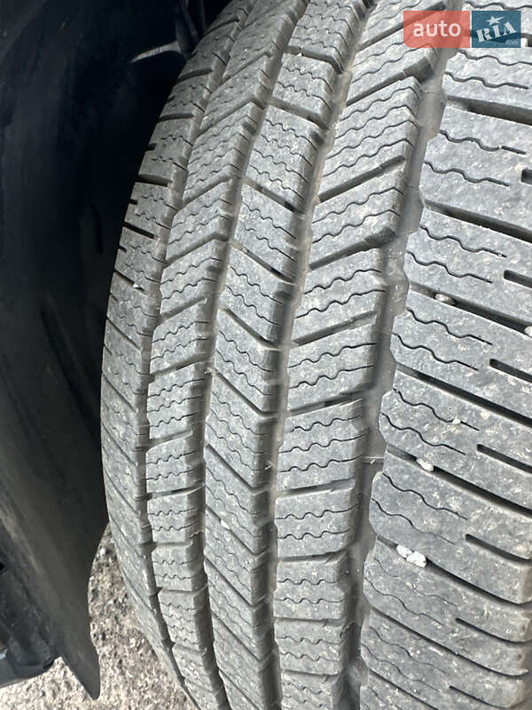 Внедорожник / Кроссовер Mercedes-Benz GL-Class 2014 в Львове фото 13 Внедорожник / Кроссовер Mercedes-Benz GL-Class 2014 в Львове