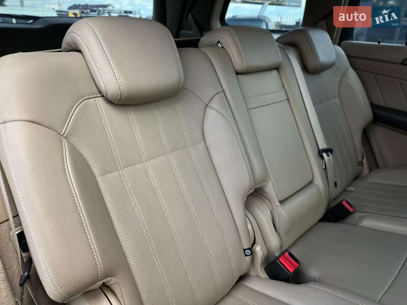 Позашляховик / Кросовер Mercedes-Benz GL-Class 2015 в Києві