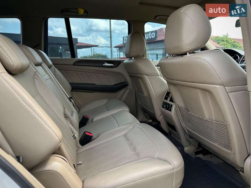 Позашляховик / Кросовер Mercedes-Benz GL-Class 2015 в Києві