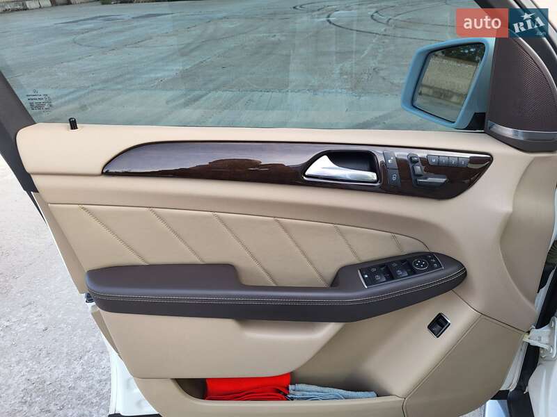 Внедорожник / Кроссовер Mercedes-Benz GL-Class 2015 в Запорожье