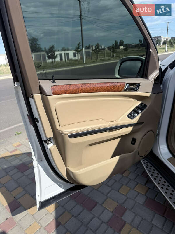 Внедорожник / Кроссовер Mercedes-Benz GL-Class 2008 в Белгороде-Днестровском