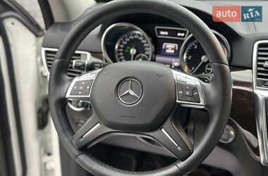 Позашляховик / Кросовер Mercedes-Benz GL-Class 2013 в 
