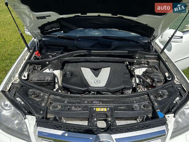 Внедорожник / Кроссовер Mercedes-Benz GL-Class 2012 в Черновцах