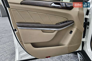 Позашляховик / Кросовер Mercedes-Benz GL-Class 2014 в 