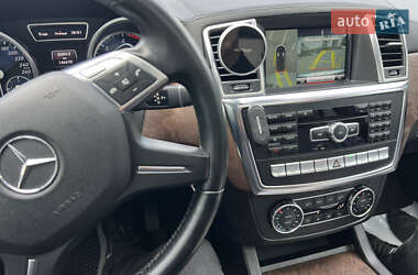 Позашляховик / Кросовер Mercedes-Benz GL-Class 2013 в 