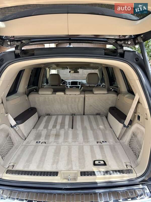 Внедорожник / Кроссовер Mercedes-Benz GL-Class 2012 в Черновцах