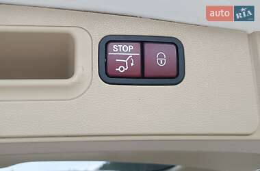 Внедорожник / Кроссовер Mercedes-Benz GL-Class 2011 в 