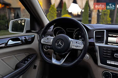 Позашляховик / Кросовер Mercedes-Benz GL-Class 2014 в 