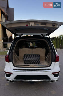 Позашляховик / Кросовер Mercedes-Benz GL-Class 2014 в 
