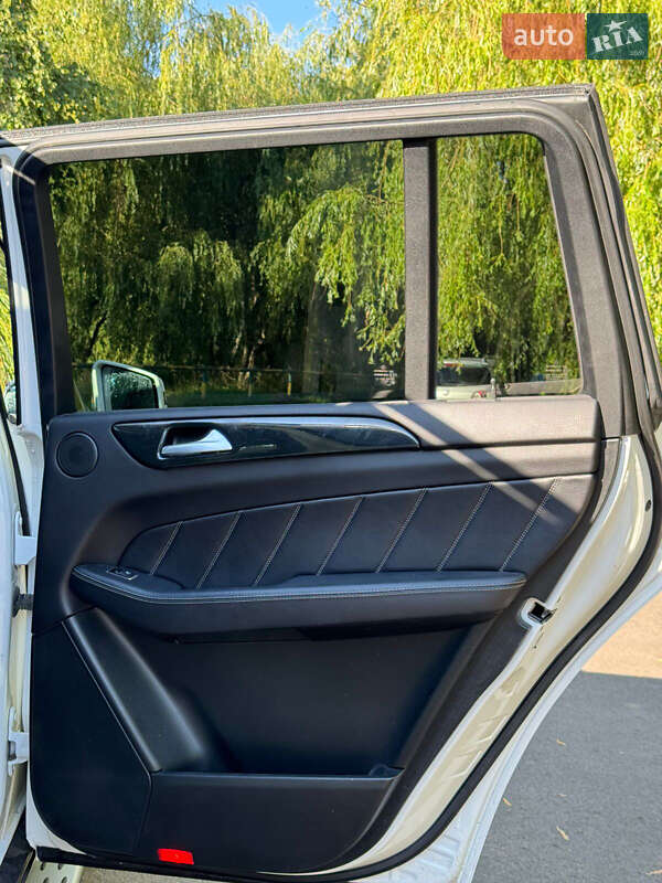 Позашляховик / Кросовер Mercedes-Benz GL-Class 2014 в Рівному