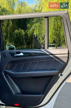 Позашляховик / Кросовер Mercedes-Benz GL-Class 2014 в 