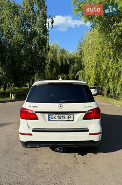 Позашляховик / Кросовер Mercedes-Benz GL-Class 2014 в 