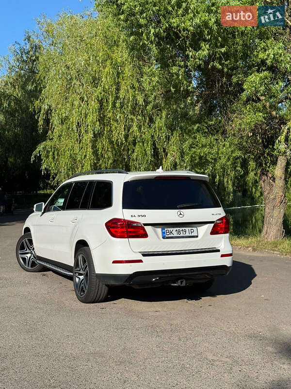 Позашляховик / Кросовер Mercedes-Benz GL-Class 2014 в Рівному