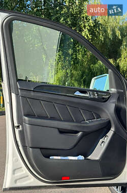 Позашляховик / Кросовер Mercedes-Benz GL-Class 2014 в 