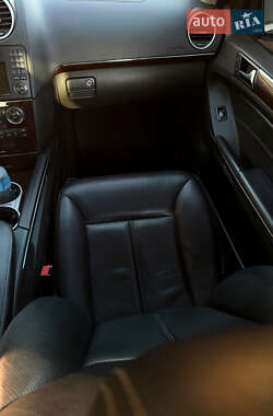 Позашляховик / Кросовер Mercedes-Benz GL-Class 2009 в 