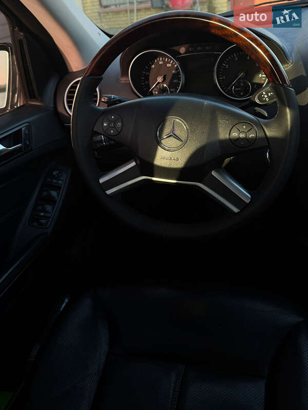 Внедорожник / Кроссовер Mercedes-Benz GL-Class 2009 в Николаеве