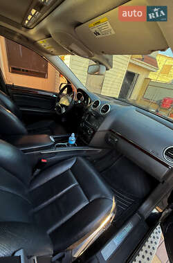 Позашляховик / Кросовер Mercedes-Benz GL-Class 2009 в 