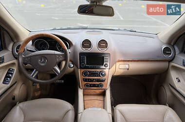 Внедорожник / Кроссовер Mercedes-Benz GL-Class 2006 в 