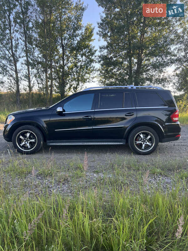 Позашляховик / Кросовер Mercedes-Benz GL-Class 2010 в Димері