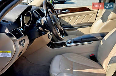 Внедорожник / Кроссовер Mercedes-Benz GL-Class 2012 в 