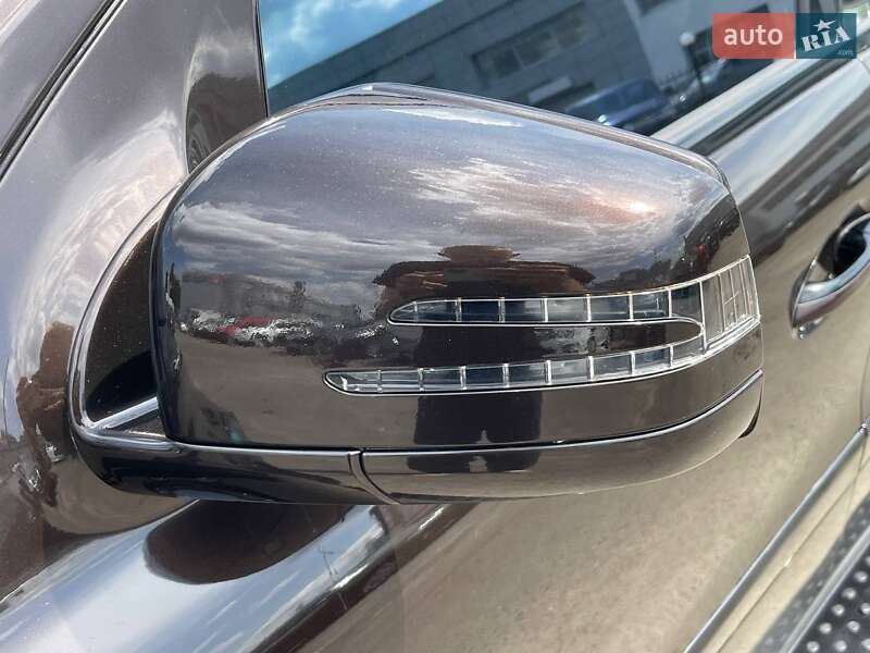 Позашляховик / Кросовер Mercedes-Benz GL-Class 2010 в Києві