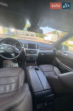Позашляховик / Кросовер Mercedes-Benz GL-Class 2013 в 