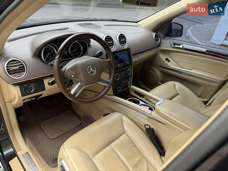 Внедорожник / Кроссовер Mercedes-Benz GL-Class 2011 в Киеве