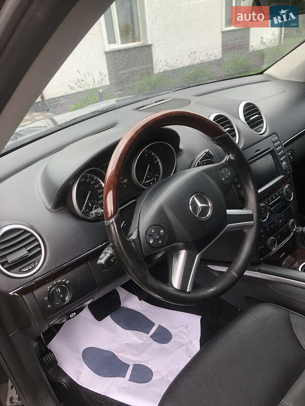 Позашляховик / Кросовер Mercedes-Benz GL-Class 2011 в Рівному