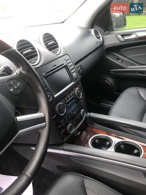 Позашляховик / Кросовер Mercedes-Benz GL-Class 2011 в Рівному