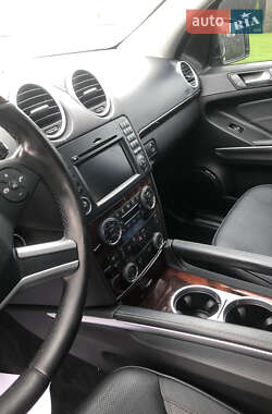 Внедорожник / Кроссовер Mercedes-Benz GL-Class 2011 в 