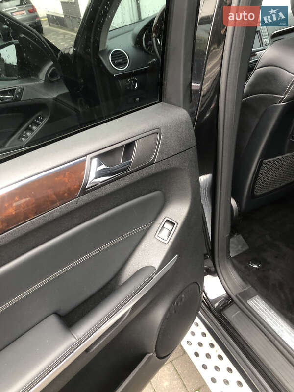 Позашляховик / Кросовер Mercedes-Benz GL-Class 2011 в Рівному