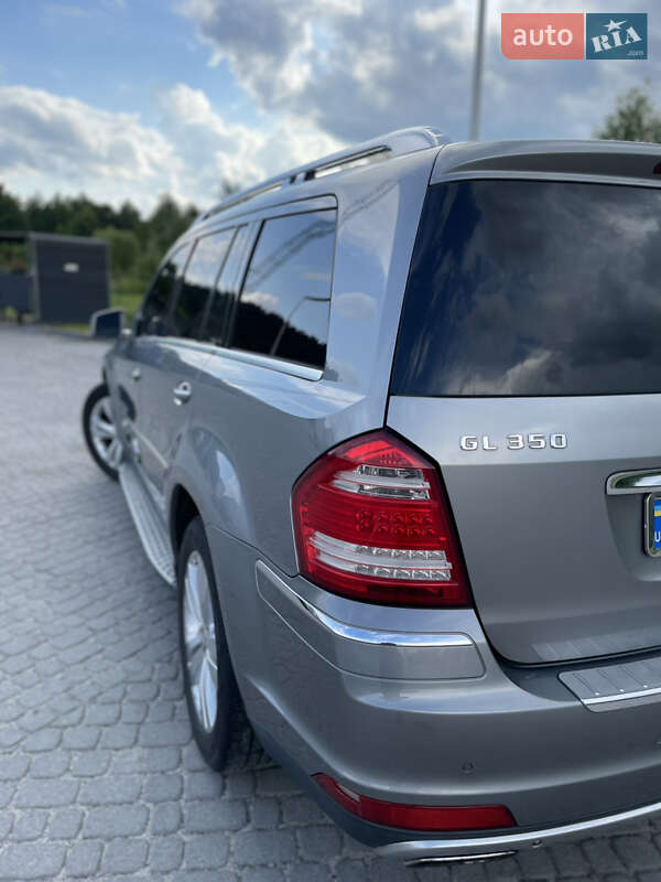 Внедорожник / Кроссовер Mercedes-Benz GL-Class 2011 в Бобрке