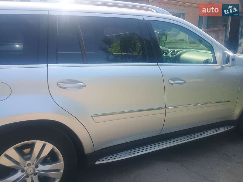 Внедорожник / Кроссовер Mercedes-Benz GL-Class 2010 в Чернухах