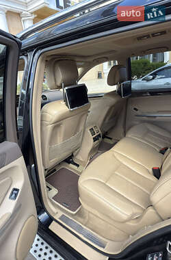 Внедорожник / Кроссовер Mercedes-Benz GL-Class 2010 в 