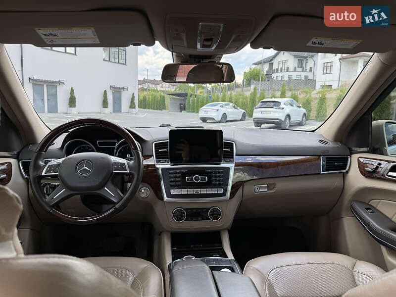 Внедорожник / Кроссовер Mercedes-Benz GL-Class 2012 в Ровно фото 10 Внедорожник / Кроссовер Mercedes-Benz GL-Class 2012 в Ровно