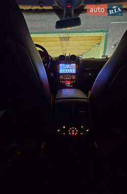 Внедорожник / Кроссовер Mercedes-Benz GL-Class 2007 в 