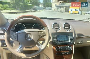 Позашляховик / Кросовер Mercedes-Benz GL-Class 2008 в 