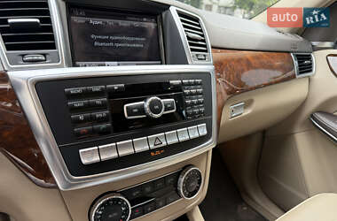 Внедорожник / Кроссовер Mercedes-Benz GL-Class 2012 в 