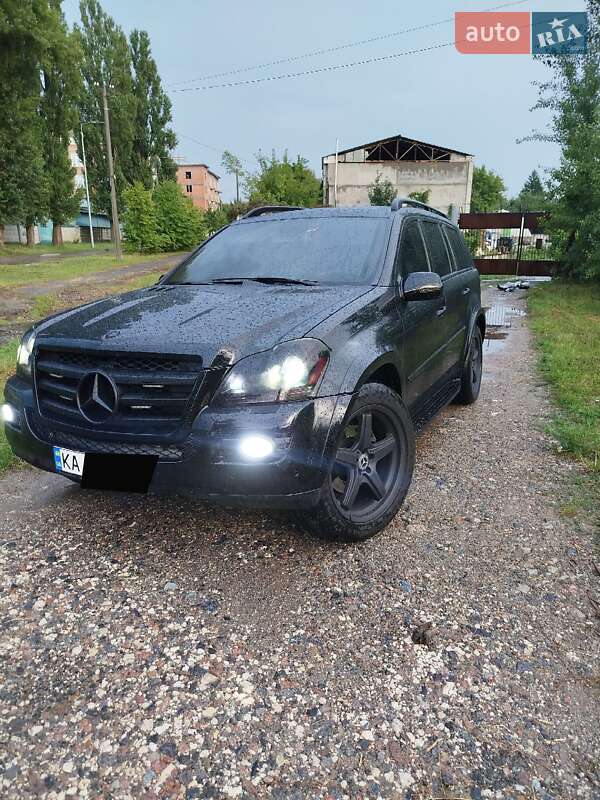 Внедорожник / Кроссовер Mercedes-Benz GL-Class 2008 в Киеве