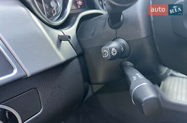 Внедорожник / Кроссовер Mercedes-Benz GL-Class 2012 в 