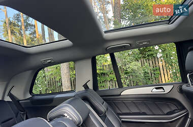Внедорожник / Кроссовер Mercedes-Benz GL-Class 2012 в 