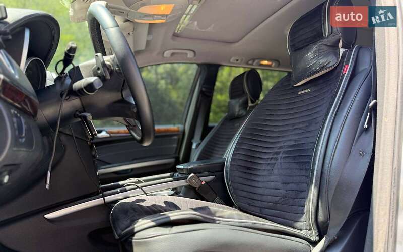 Позашляховик / Кросовер Mercedes-Benz GL-Class 2010 в Чернівцях