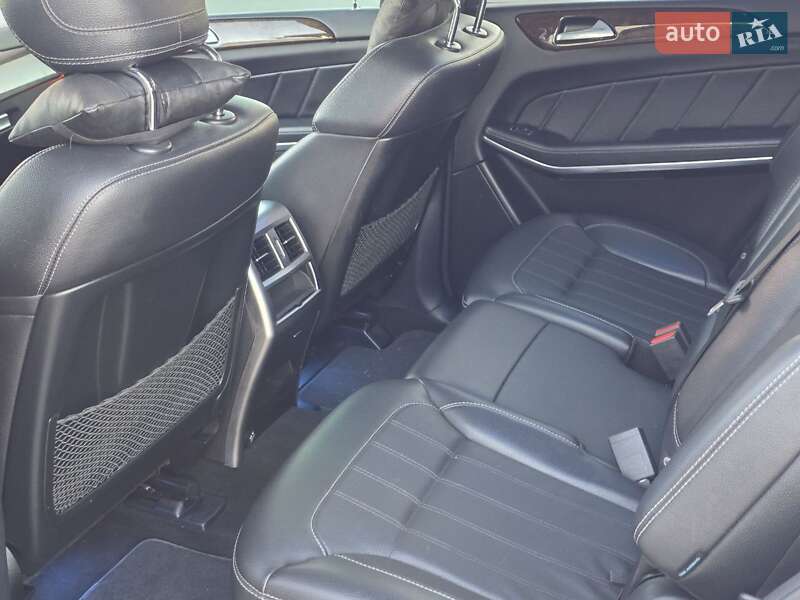 Позашляховик / Кросовер Mercedes-Benz GL-Class 2012 в Тернополі фото 34 Позашляховик / Кросовер Mercedes-Benz GL-Class 2012 в Тернополі