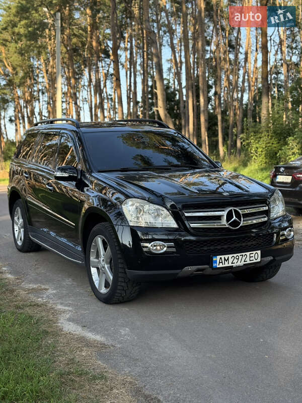Внедорожник / Кроссовер Mercedes-Benz GL-Class 2006 в 