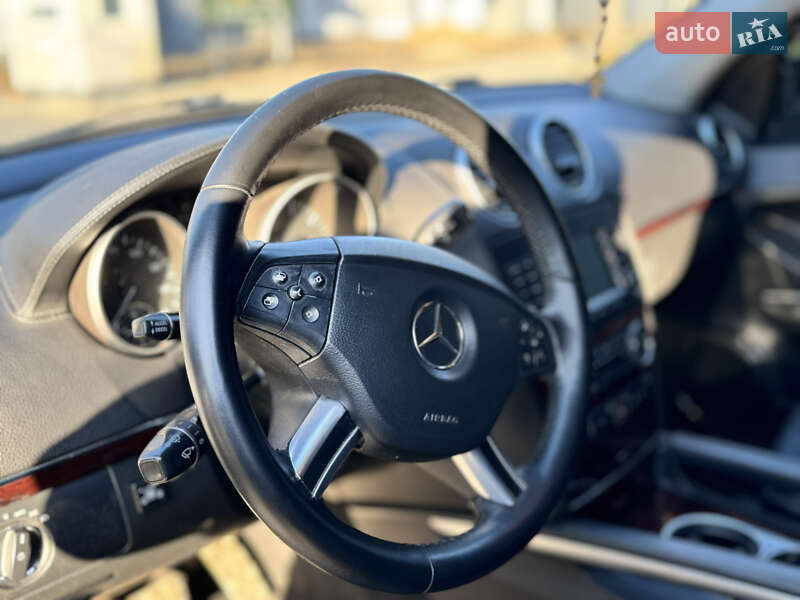 Внедорожник / Кроссовер Mercedes-Benz GL-Class 2007 в Киеве