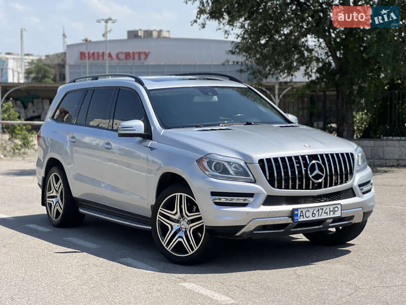 Внедорожник / Кроссовер Mercedes-Benz GL-Class 2012 в 