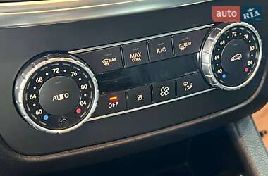 Внедорожник / Кроссовер Mercedes-Benz GL-Class 2013 в 