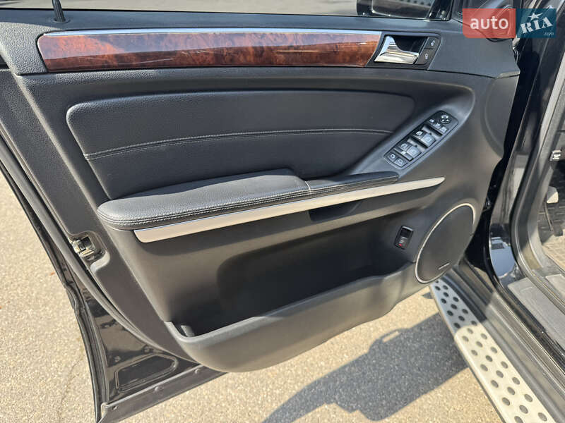 Внедорожник / Кроссовер Mercedes-Benz GL-Class 2006 в Николаеве